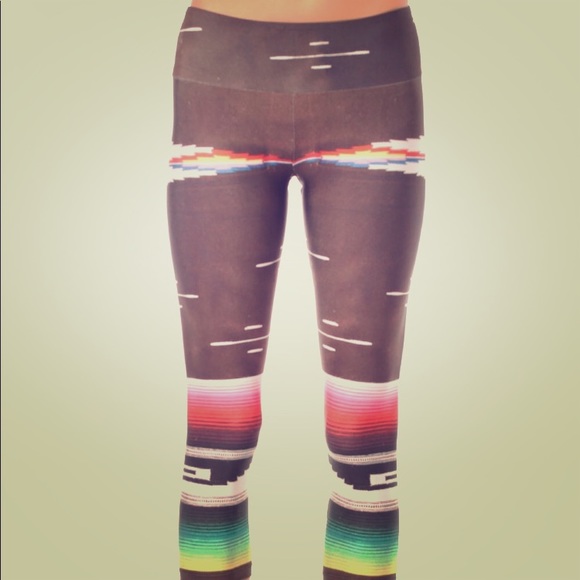 Goldsheep Pants - Goldsheep brown serape leggings size S